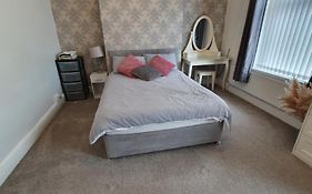 Private Luxury Double Room In Cardiff