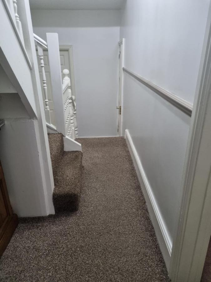 Private Luxury Double Room In Cardiff Exterior photo