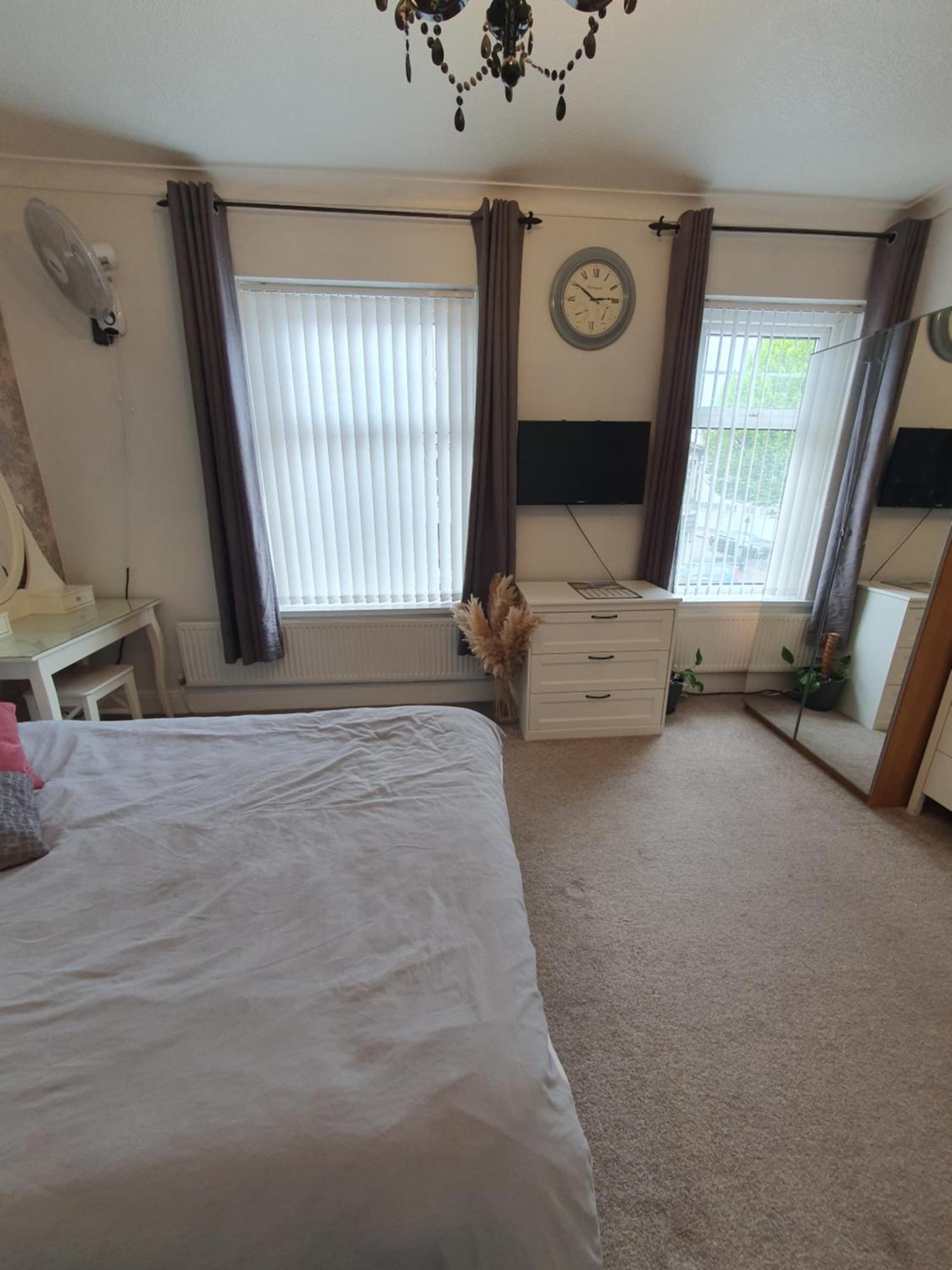 Private Luxury Double Room In Cardiff Exterior photo
