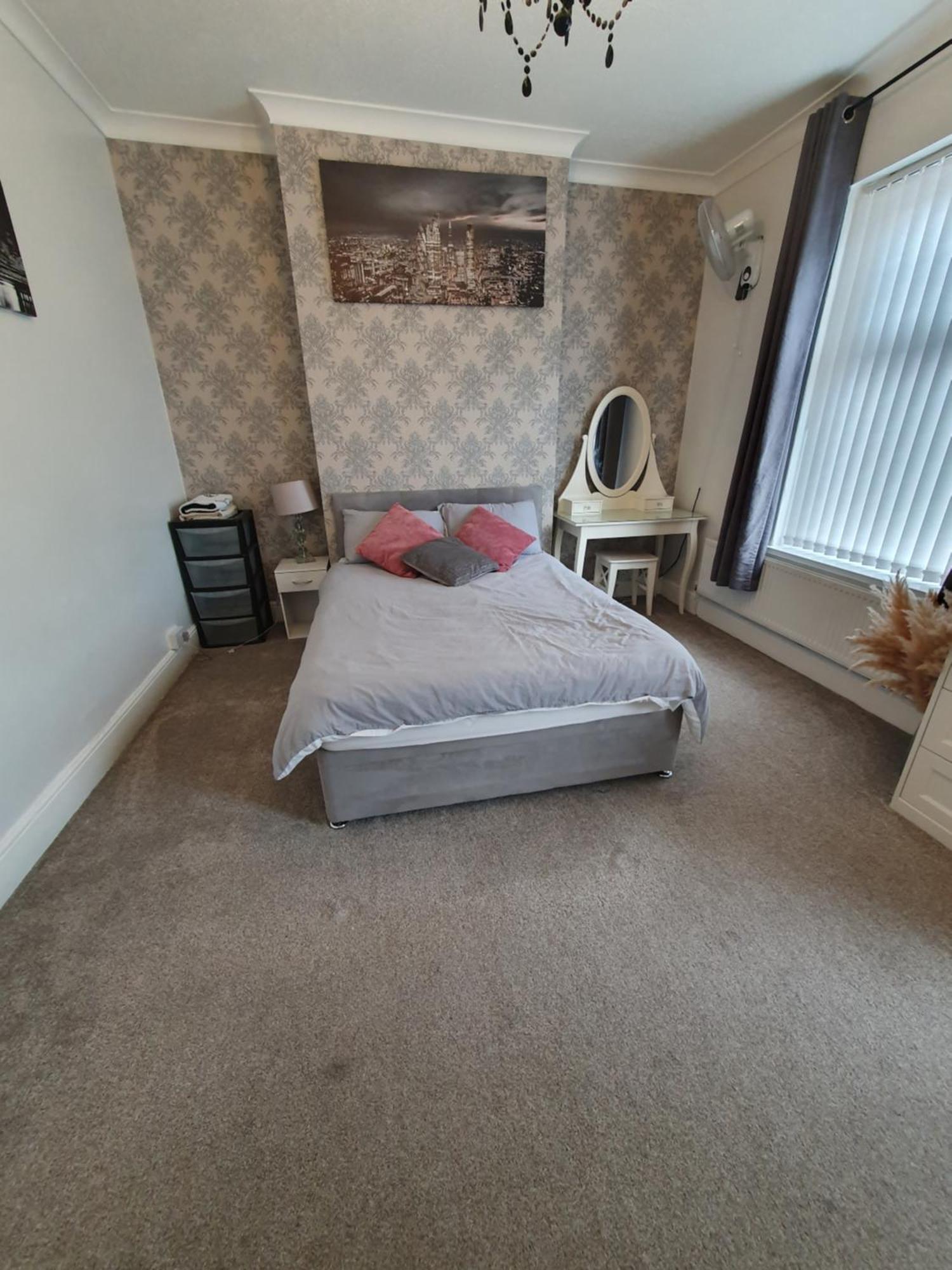 Private Luxury Double Room In Cardiff Exterior photo